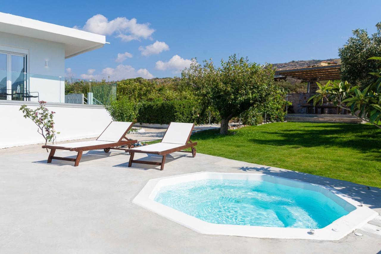 Queen'S Gem Luxury Villa - Heated Jacuzzi & Pool Hersonissos  Ngoại thất bức ảnh
