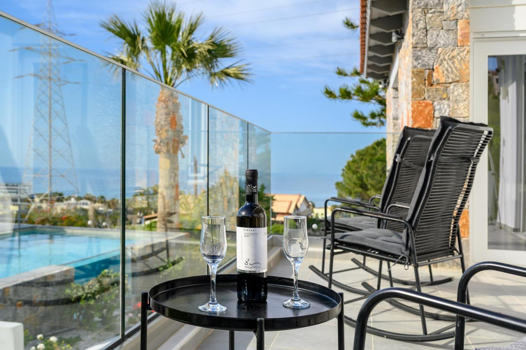 Queen'S Gem Luxury Villa - Heated Jacuzzi & Pool Hersonissos  Ngoại thất bức ảnh