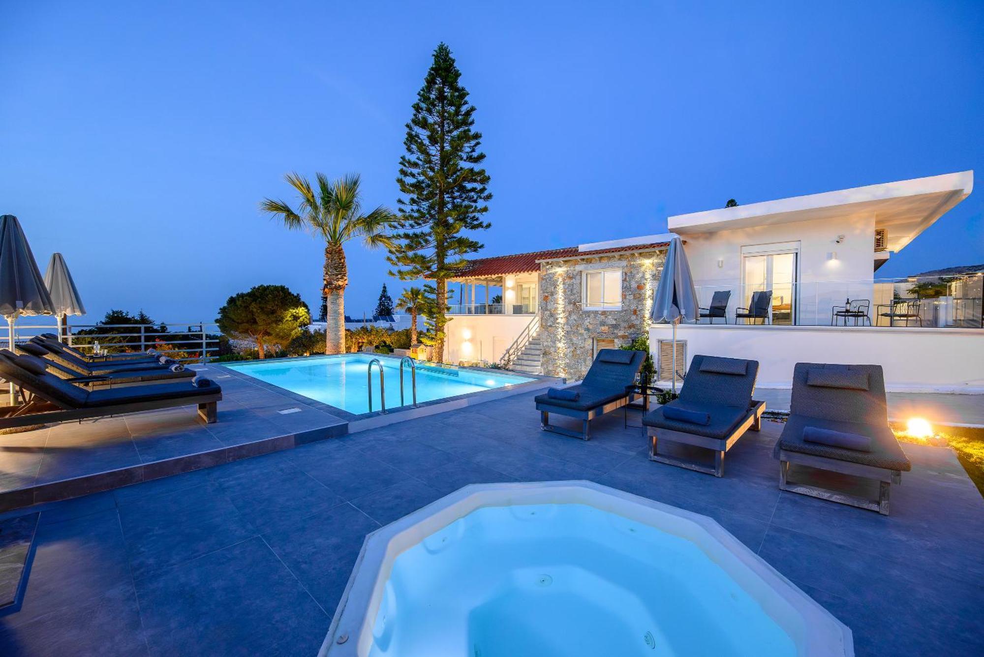 Queen'S Gem Luxury Villa - Heated Jacuzzi & Pool Hersonissos  Ngoại thất bức ảnh