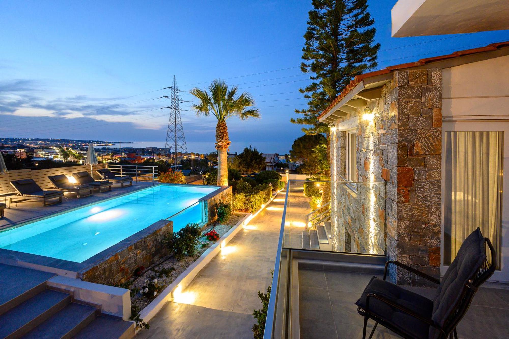 Queen'S Gem Luxury Villa - Heated Jacuzzi & Pool Hersonissos  Ngoại thất bức ảnh