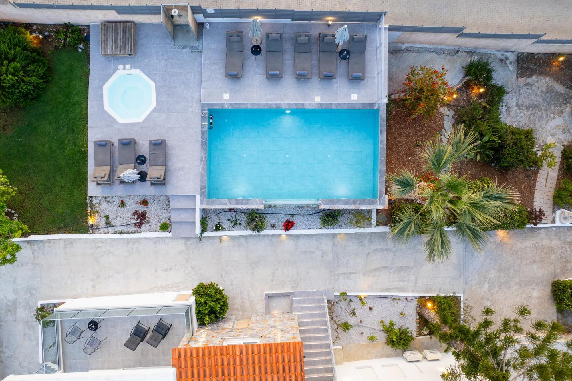 Queen'S Gem Luxury Villa - Heated Jacuzzi & Pool Hersonissos  Ngoại thất bức ảnh
